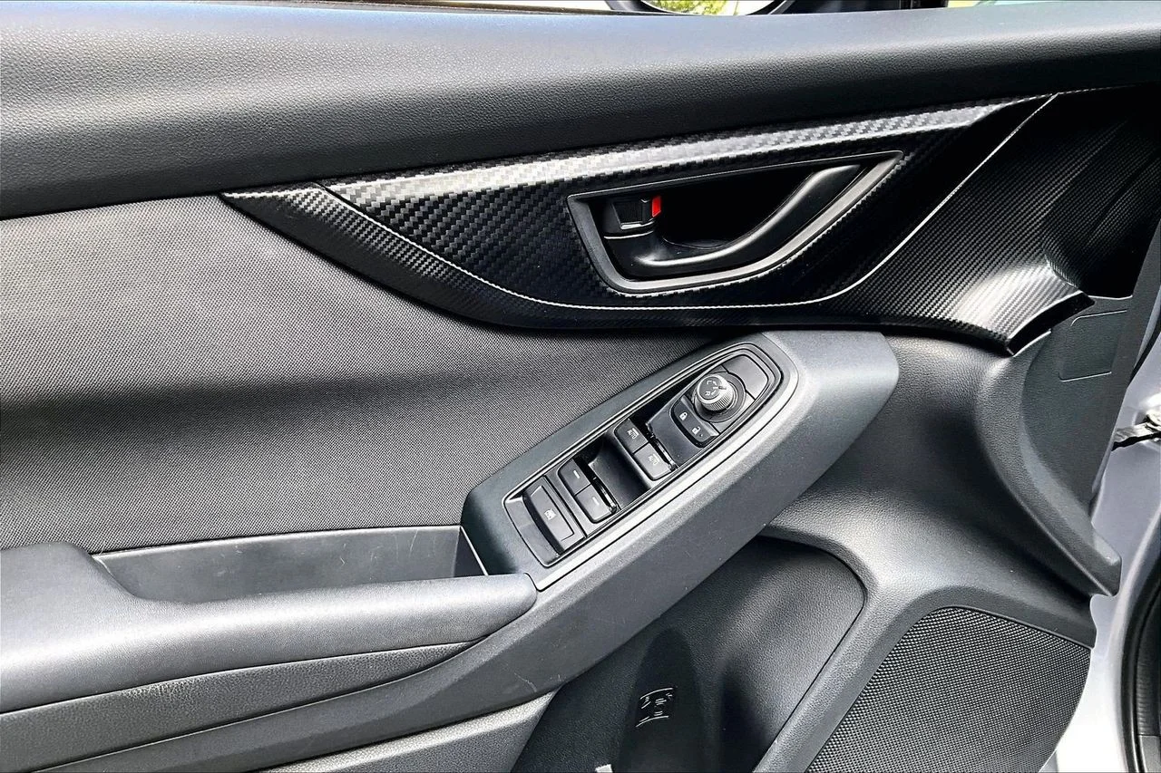 Used 2020 Silver Subaru Premium image 23