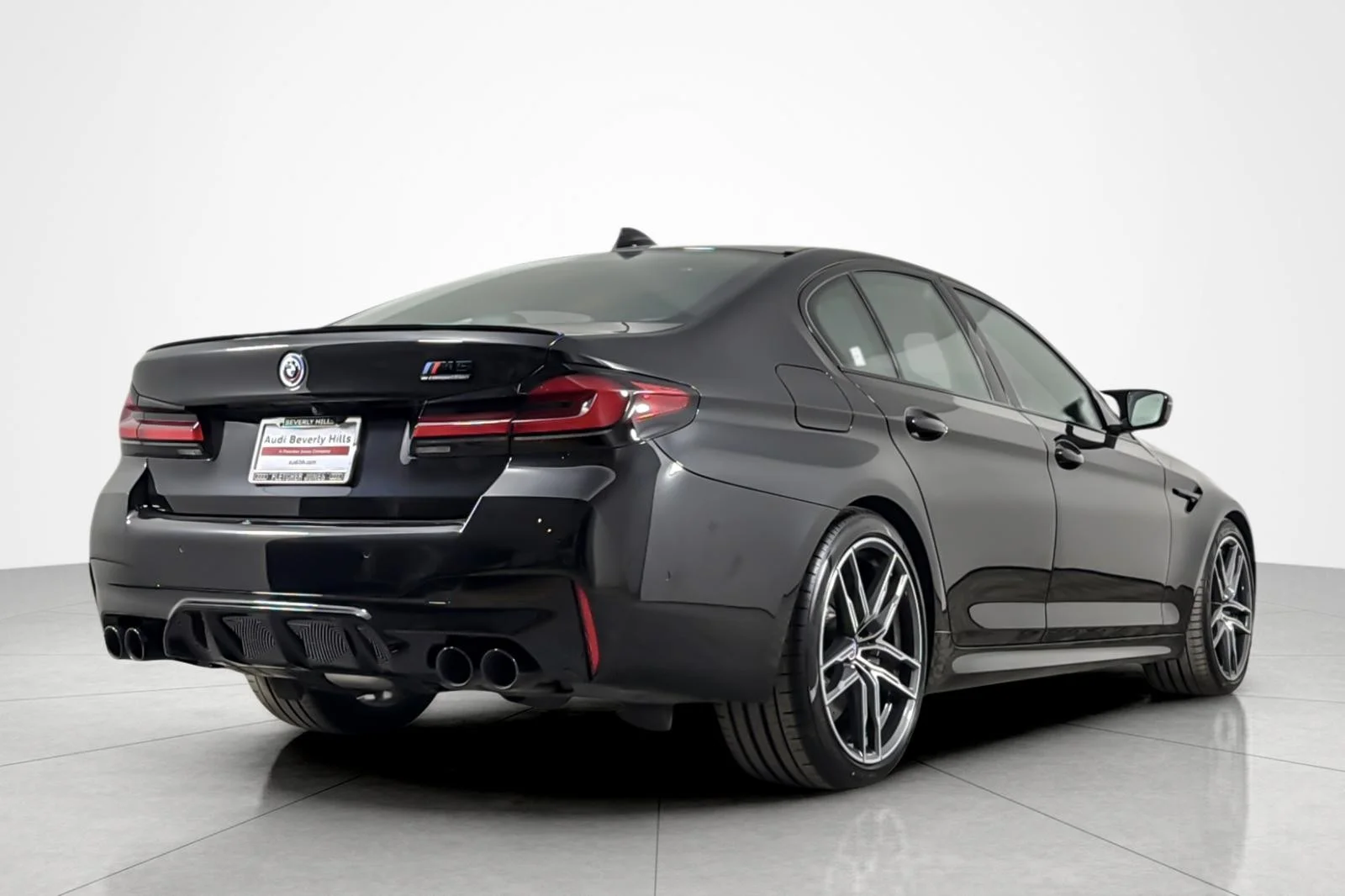 Used 2023 BLACK SAPPHIRE BMW Sedan image 5