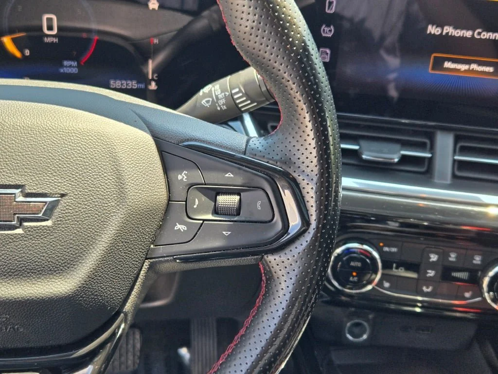 2024 Chevrolet Trax RS - Photo 32