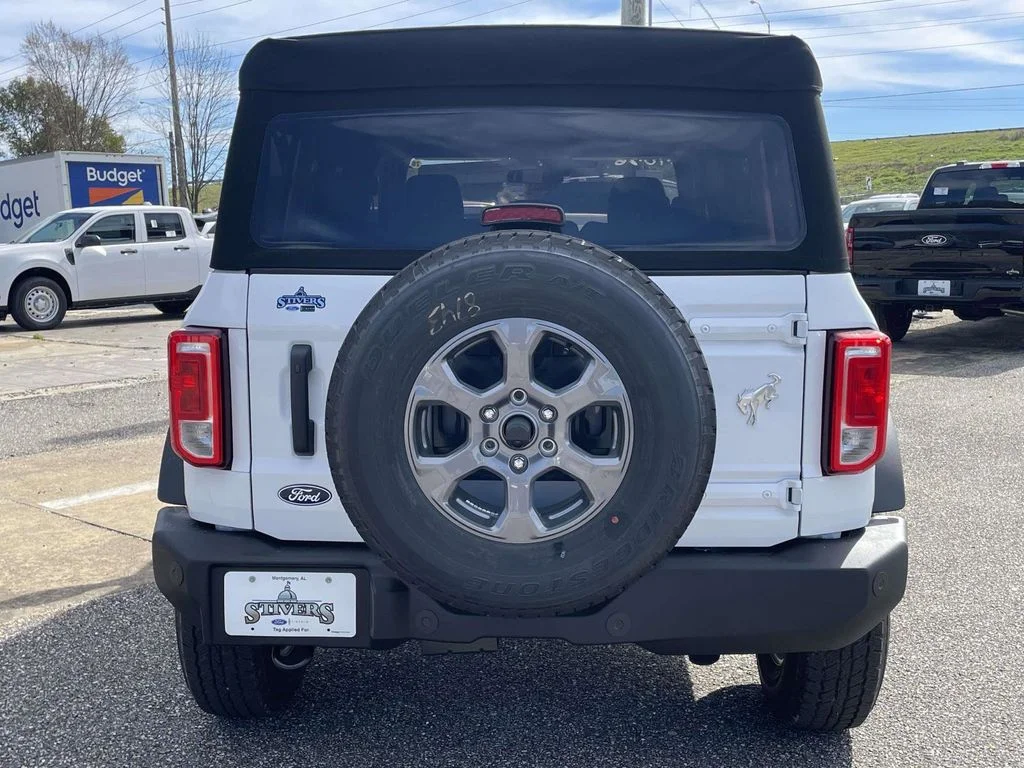 New 2026 White Ford Big Bend image 4