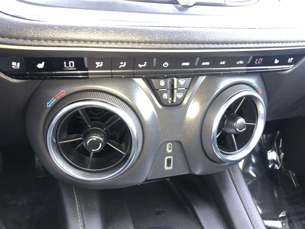 Used 2022 Blue Chevrolet Premier image 19