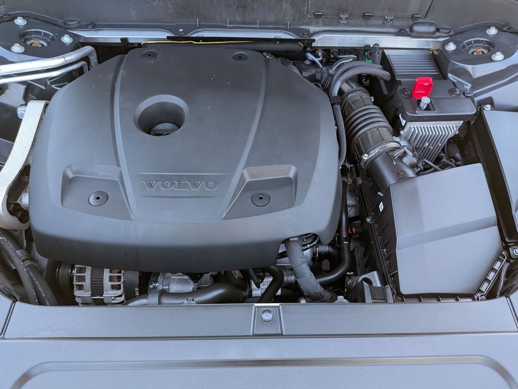 Used 2022 Gray Volvo T6 Inscription image 36