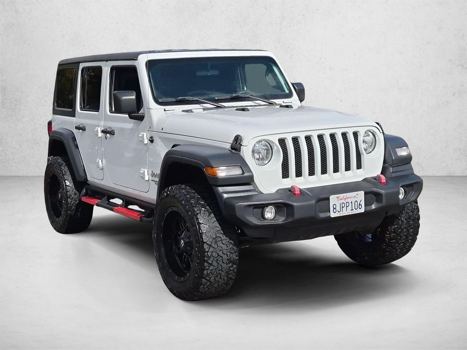 Used 2018 Bright White Clearcoat Jeep Sport S image 3