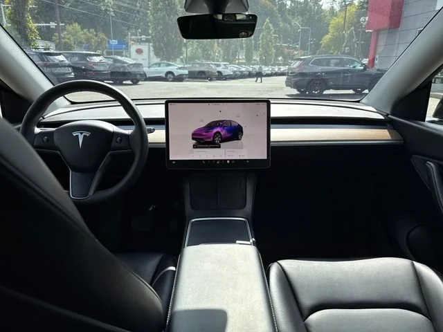 Used 2022 Black Tesla Long Range image 11