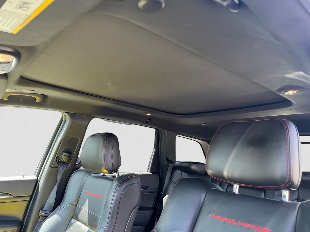 Used 2021 Gray Jeep Trailhawk image 13