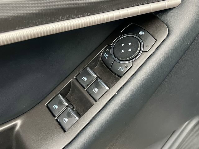 Used 2025 Black Metallic Ford ST-Line image 23