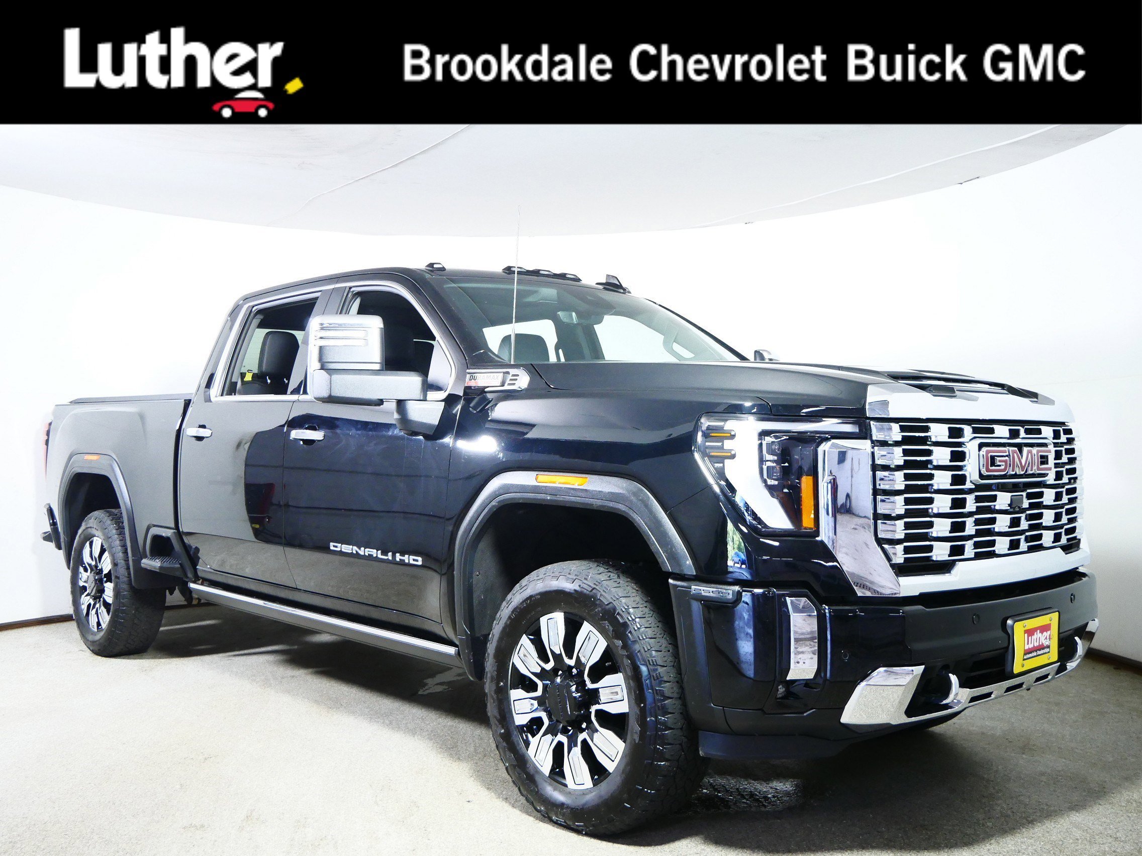 2024 GMC Sierra 4WD Crew Cab Standard Box Denali's photo