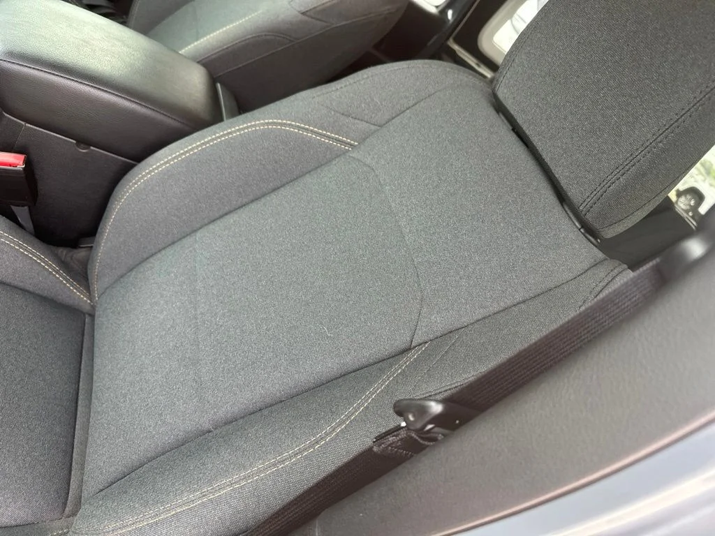 Used 2024 Gray Jeep Sport S image 4