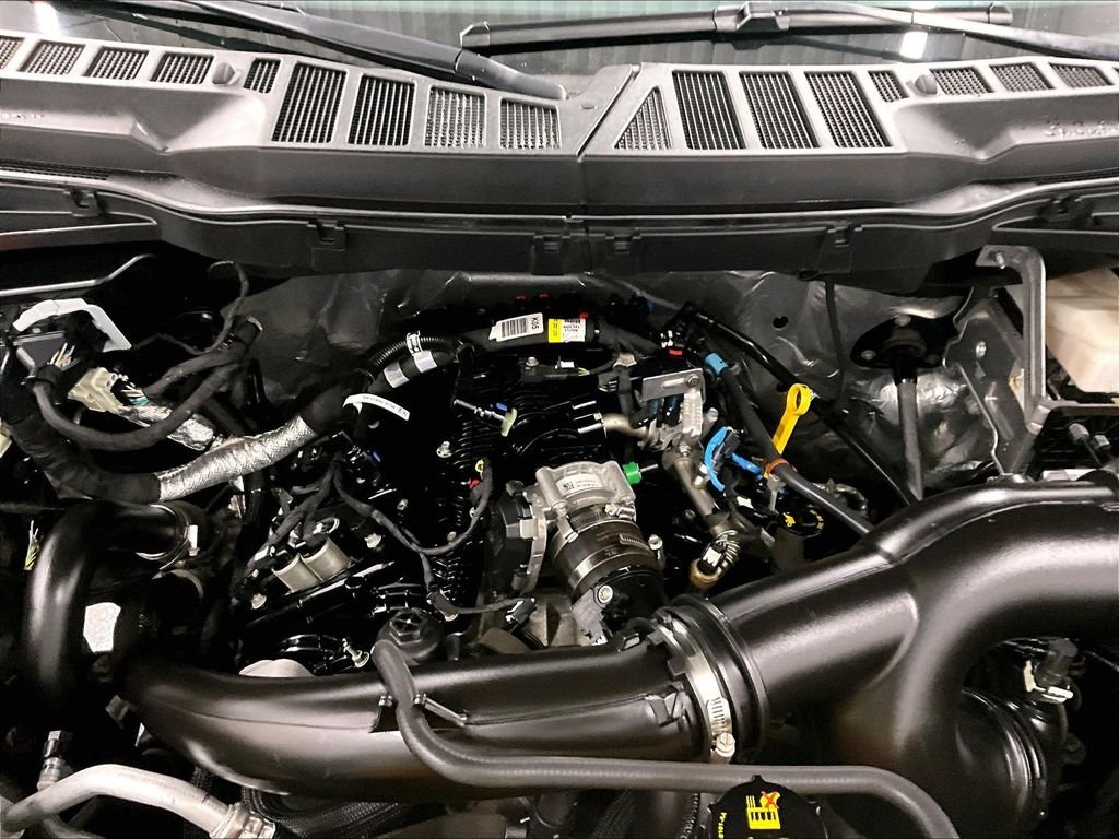 Used 2022 Black Metallic Ford XLT image 34