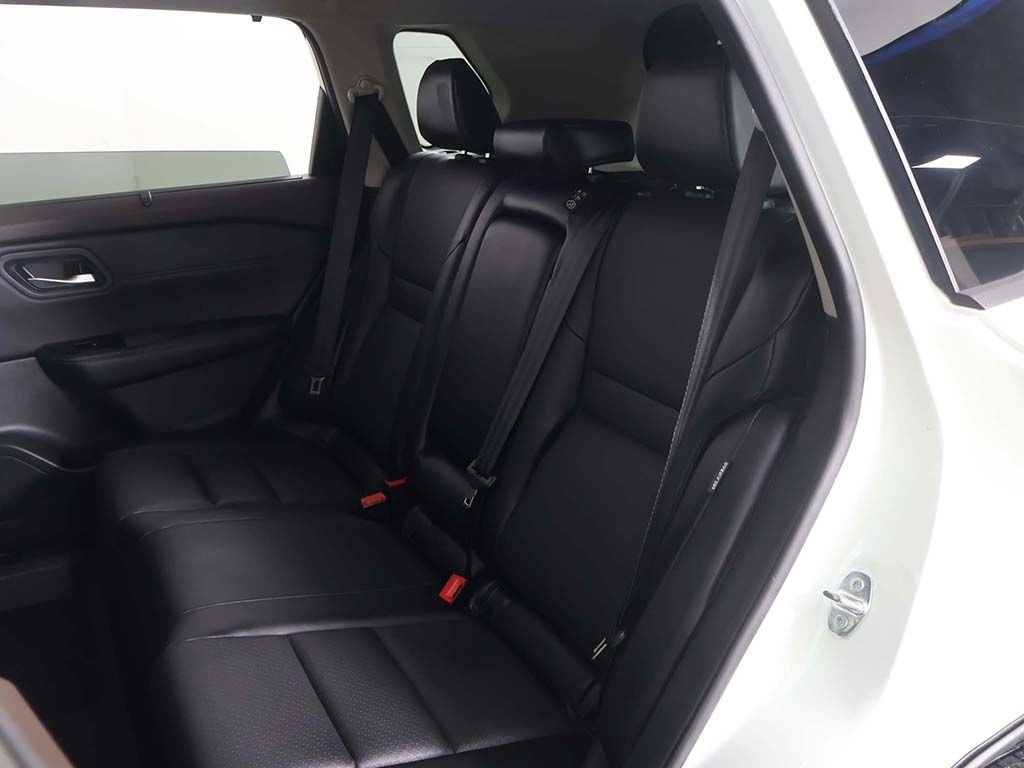 Used 2023 White Nissan SV image 34