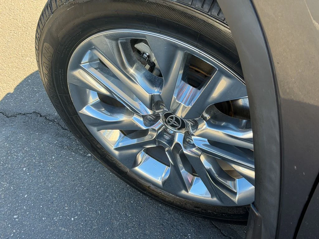 2022 Toyota Highlander Limited - Photo 10