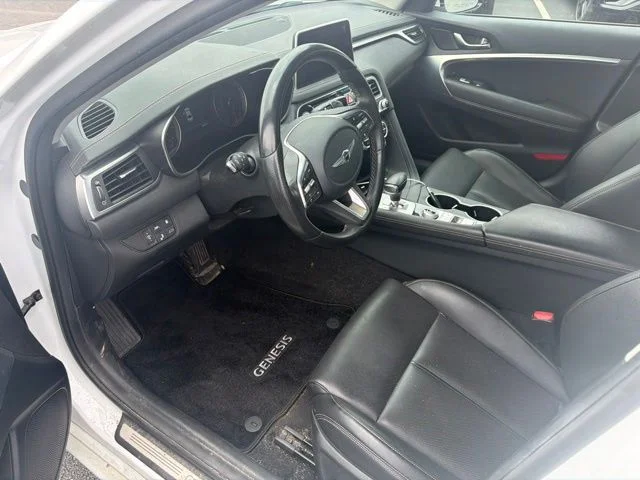 Used 2021 White Genesis 2.0T image 2