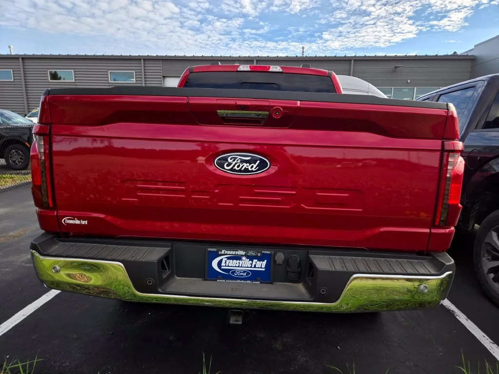 Used 2024 Rapid Red Metallic Tinted Clearcoat Ford XLT image 6