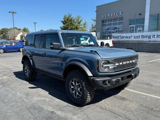New 2025 Azure Gray Metallic Tri-Coat Ford Badlands® image 53