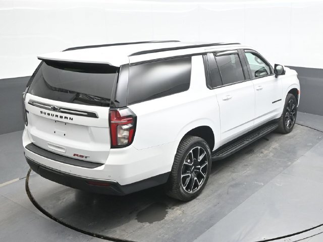 Used 2022 White Chevrolet RST image 17
