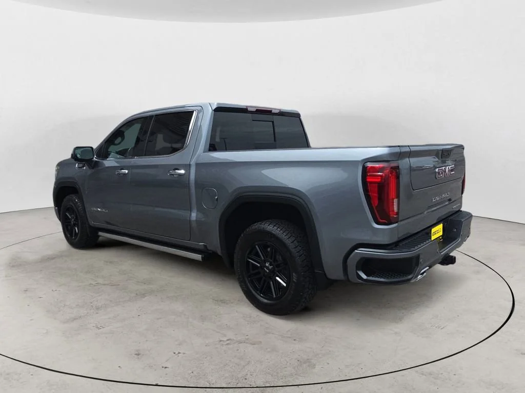 Used 2022 Gray GMC Denali image 3
