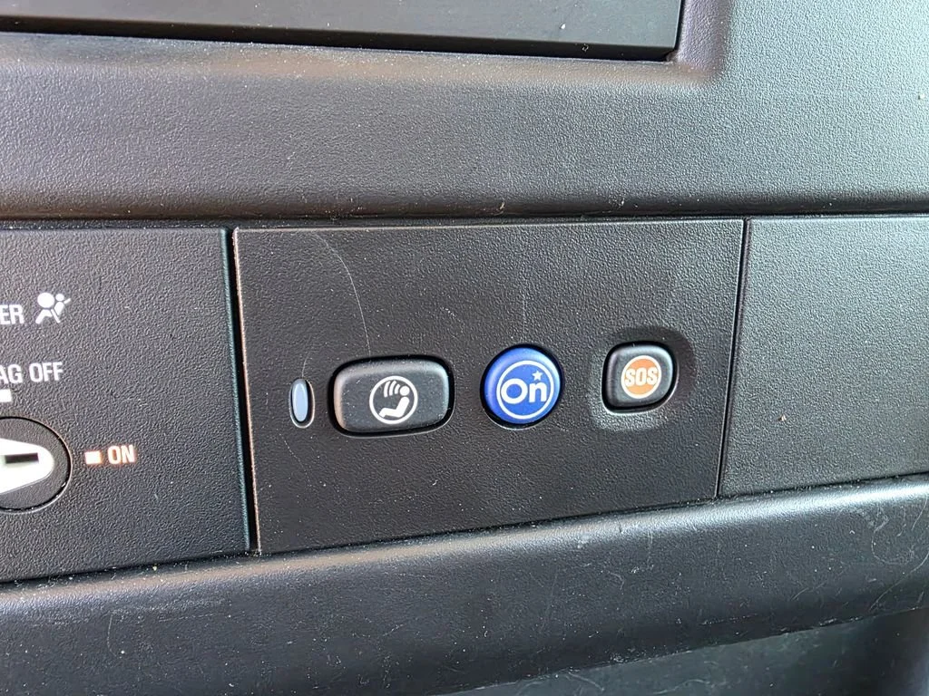 Used 2024 Summit White Chevrolet WT image 18