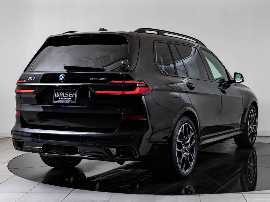 New 2027 Black Sapphire Metallic BMW xDrive40i image 10