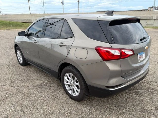 Used 2019 Gray Chevrolet LT image 4