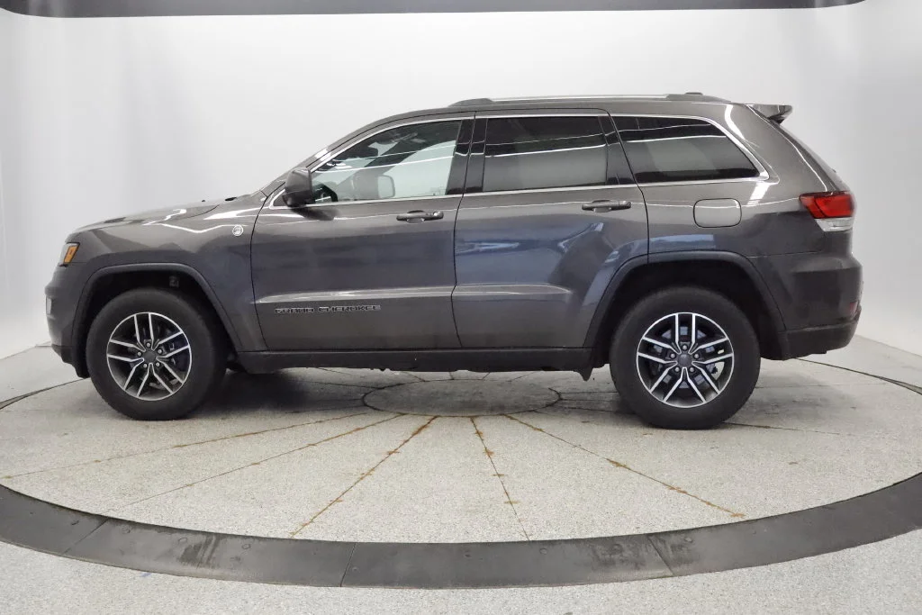 Used 2020 Gray Jeep Laredo image 2
