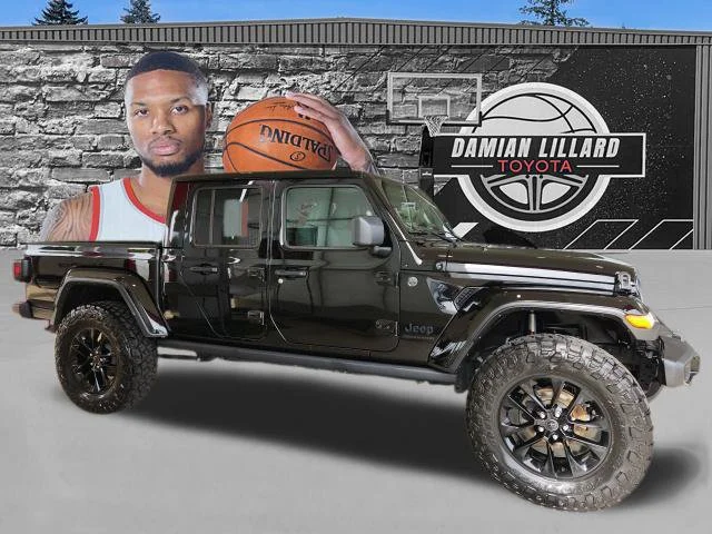 2025 Jeep Gladiator