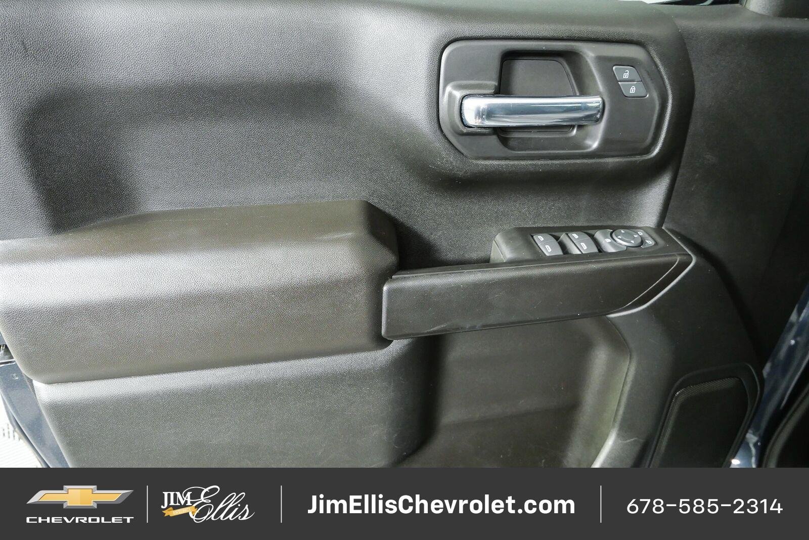 Used 2022 SHADOW GRAY METALLIC Chevrolet Custom image 7