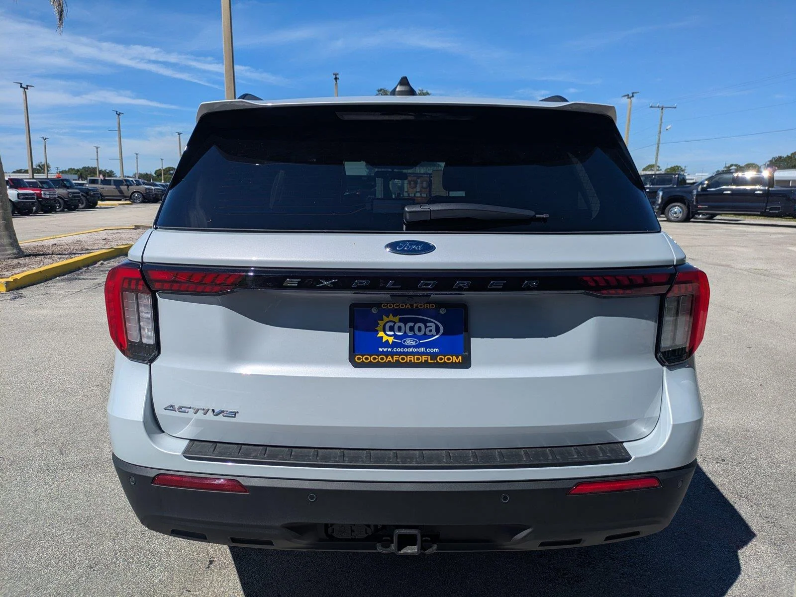New 2026 Space White Metallic Ford Active image 7