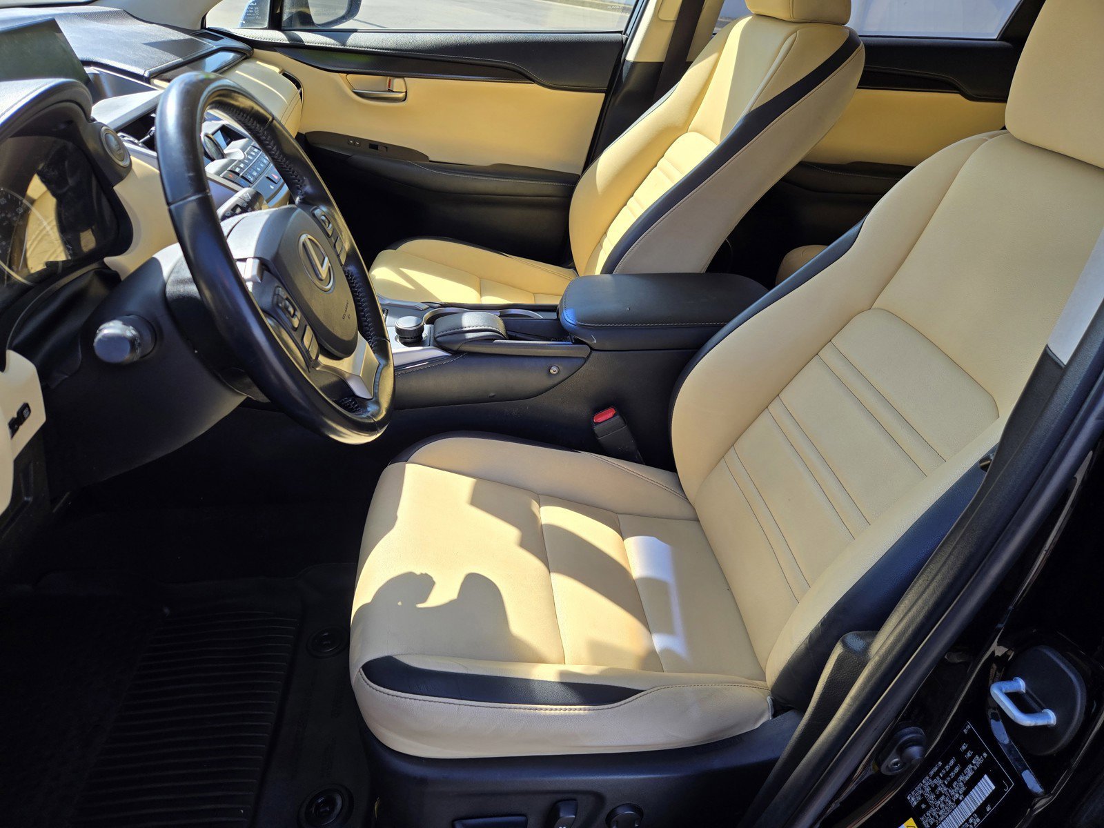 Used 2016  Lexus FSPORT image 14