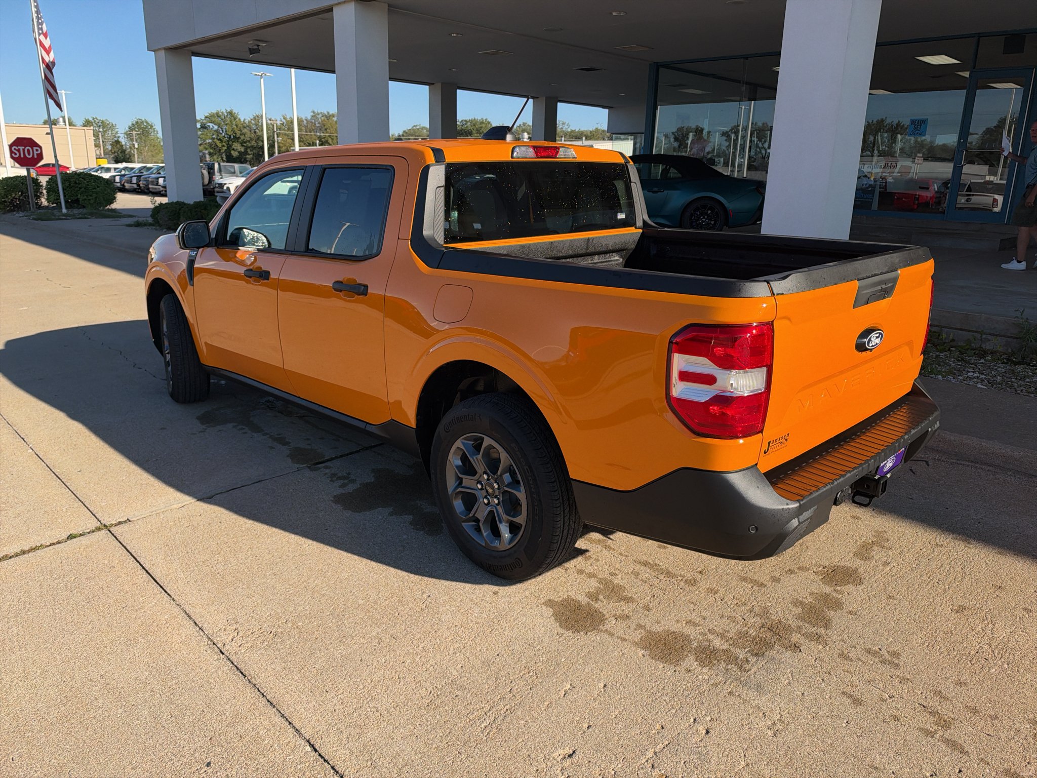 New 2026 Orange Fury Metallic Tri-Coat Ford XLT image 8