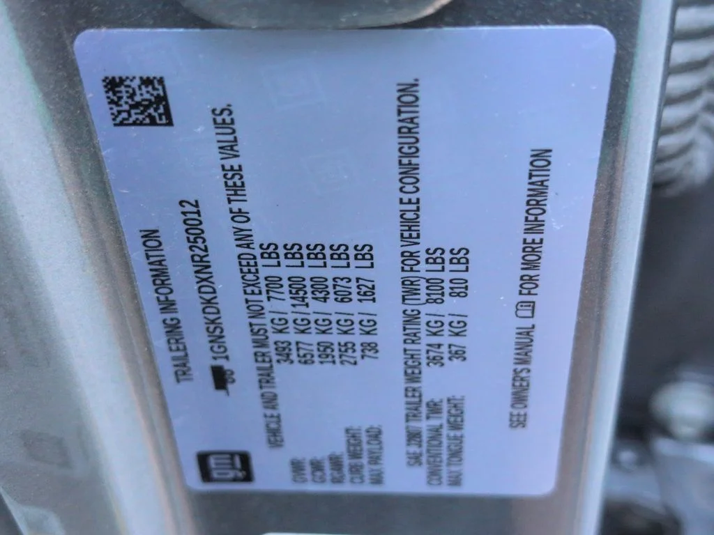 Used 2022 Gray Chevrolet Z71 image 31