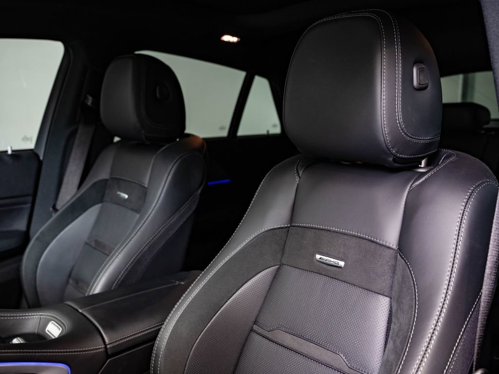 Used 2024 Obsidian Black Metallic Mercedes-Benz GLE 53 AMG® image 25