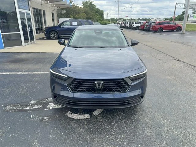New 2026 Canyon River Blue Metallic Honda SE image 2