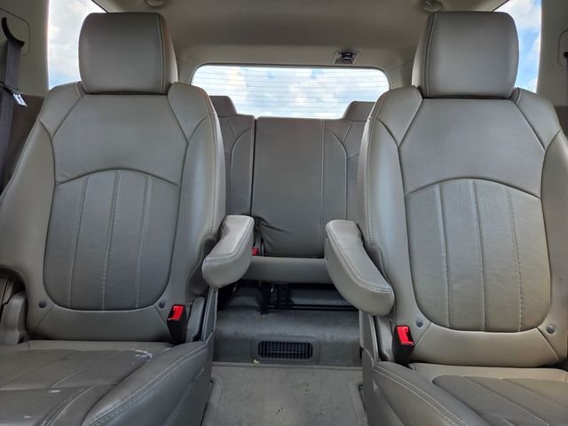 Used 2015 White GMC Denali image 10