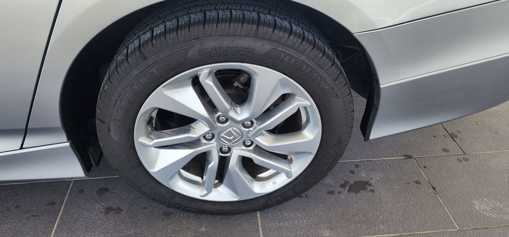 Used 2018  Honda LX 1.5T image 10