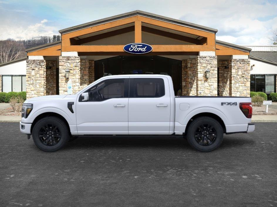 New 2026 Star White Metallic Tri-Coat Ford Platinum image 3