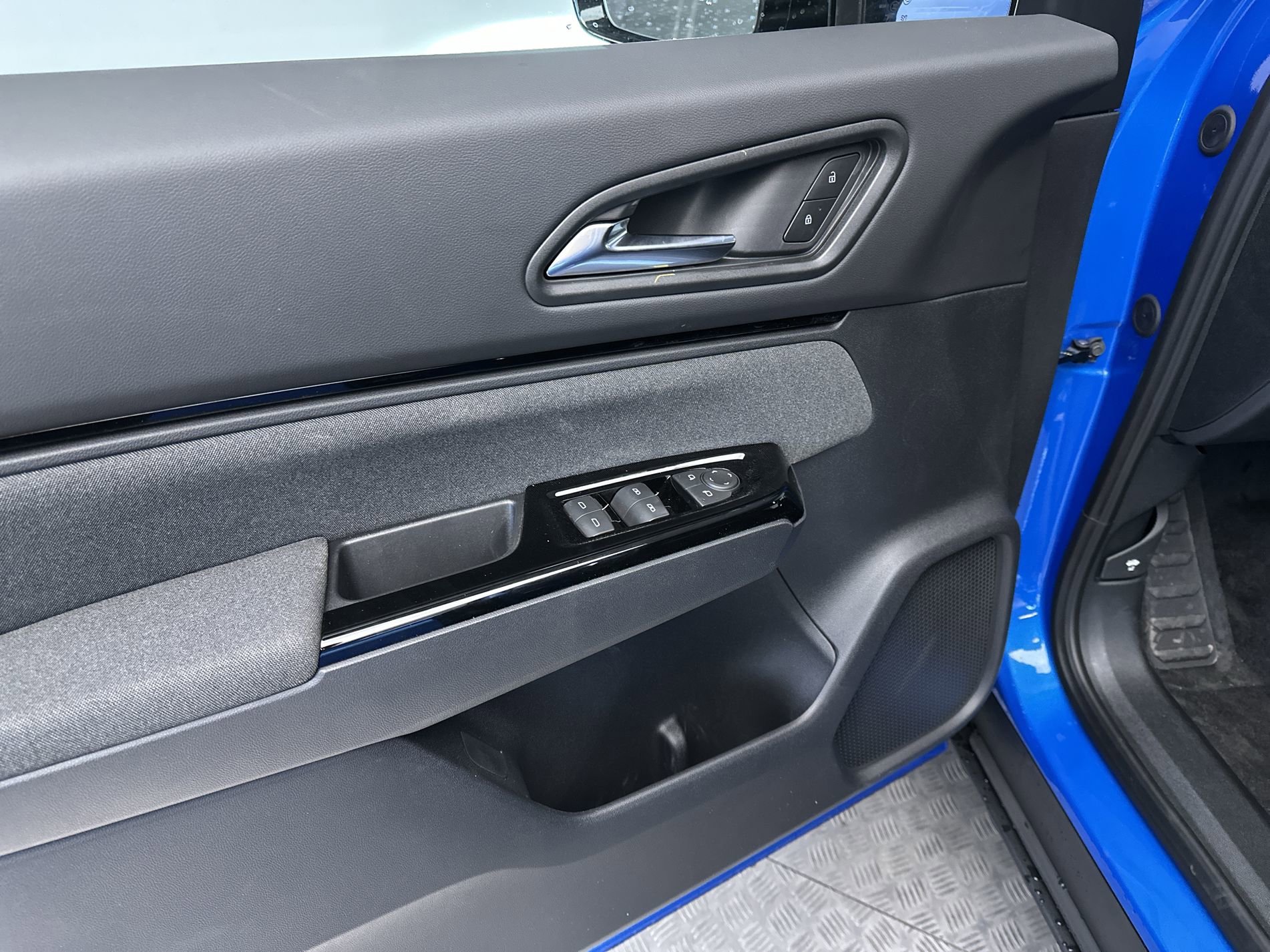 New 2026 Pacific Blue Metallic Honda EX image 14