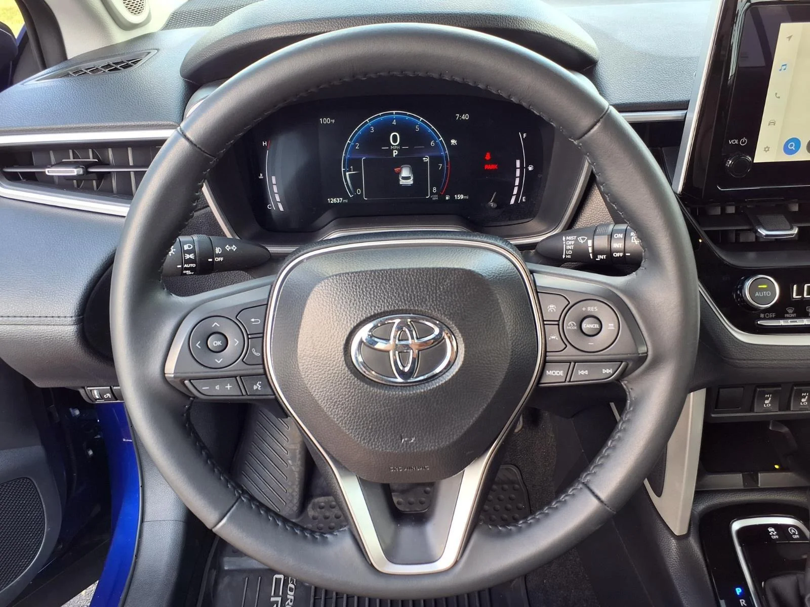 Used 2025 Blue Crush Metallic Toyota XLE image 13