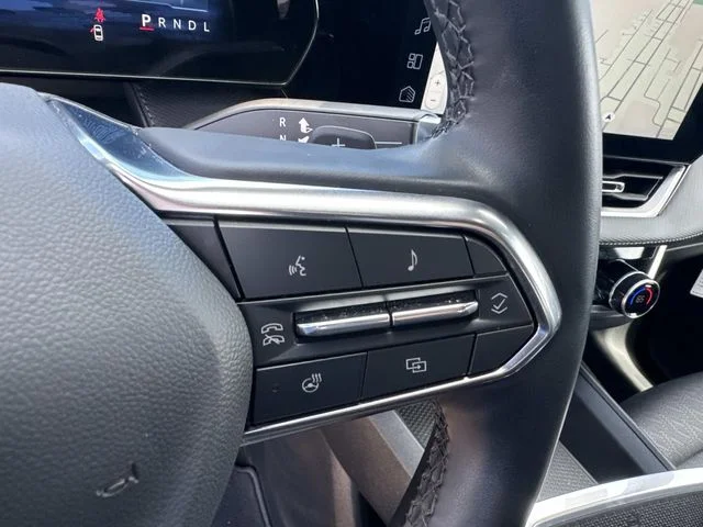 Used 2026 White Chevrolet LT image 36