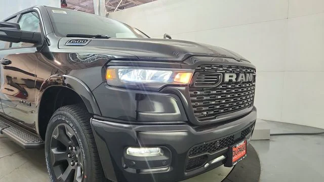 New 2026 Diamond Black Crystal Pearl-Coat Exterior Paint RAM Big Horn/Lone Star image 16