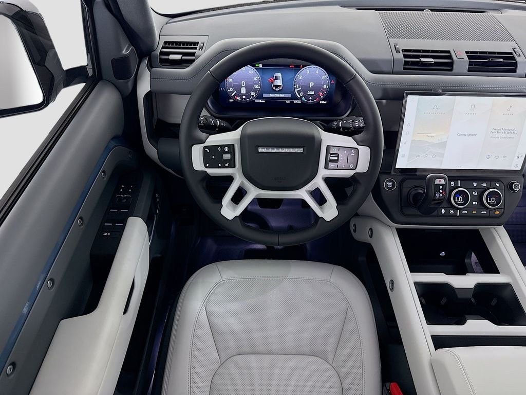 Used 2026 Tasman Blue Metallic Land Rover S image 10