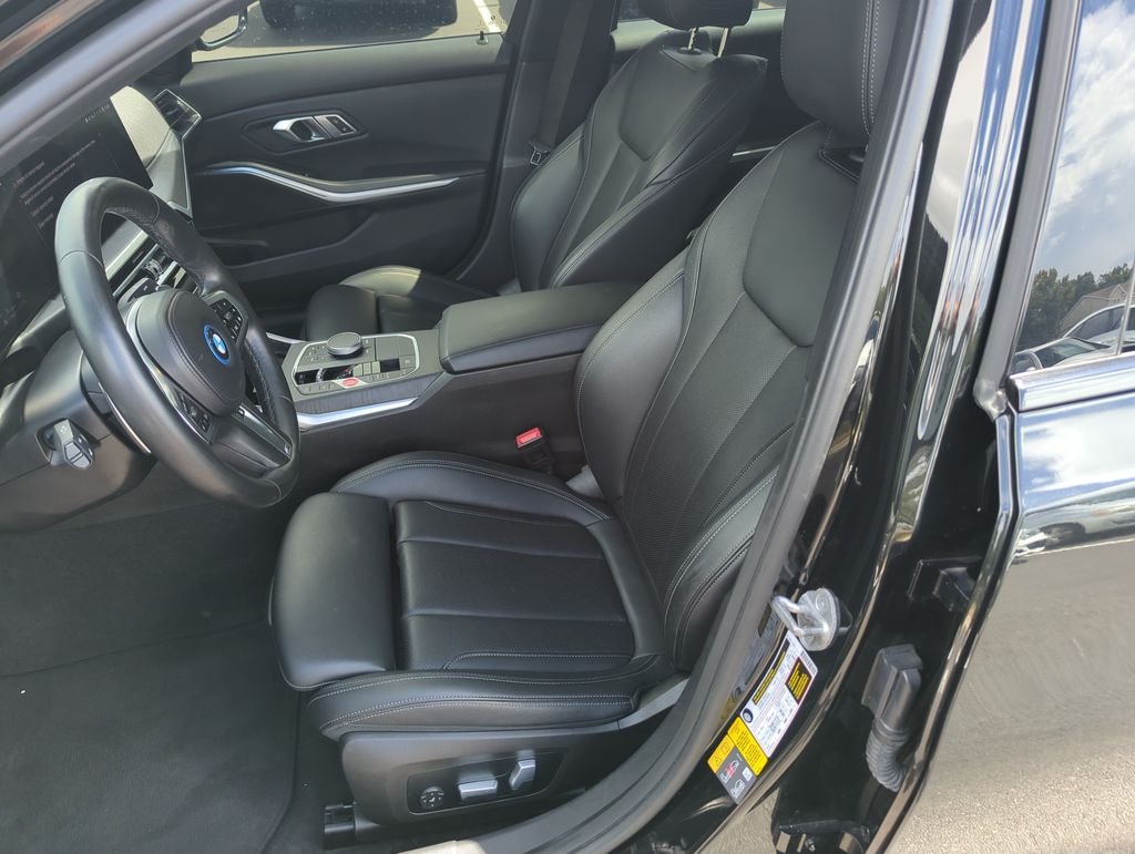Used 2023 Black BMW 330e iPerformance image 12
