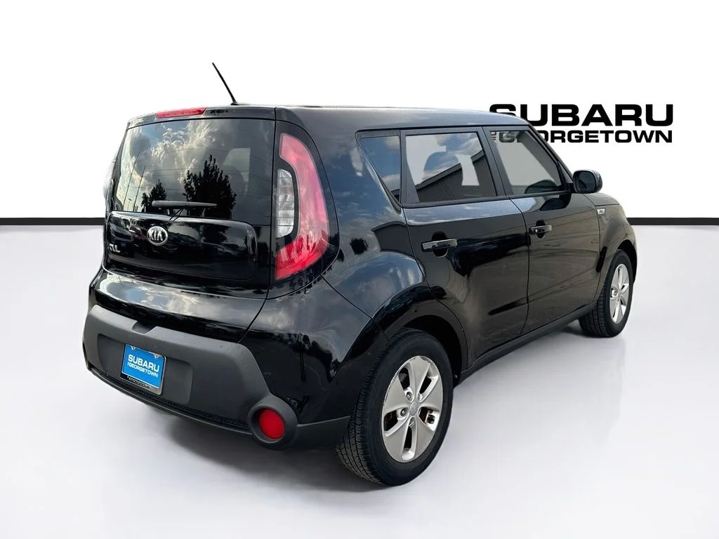 Used 2016 Black Kia Base image 7