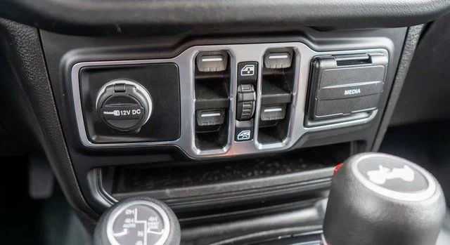 Used 2024 Gray Jeep Sahara 4xe image 26