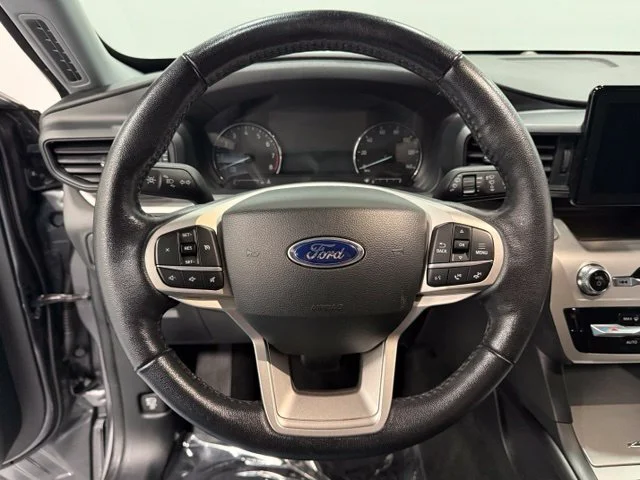 Used 2022 Gray Ford XLT image 19