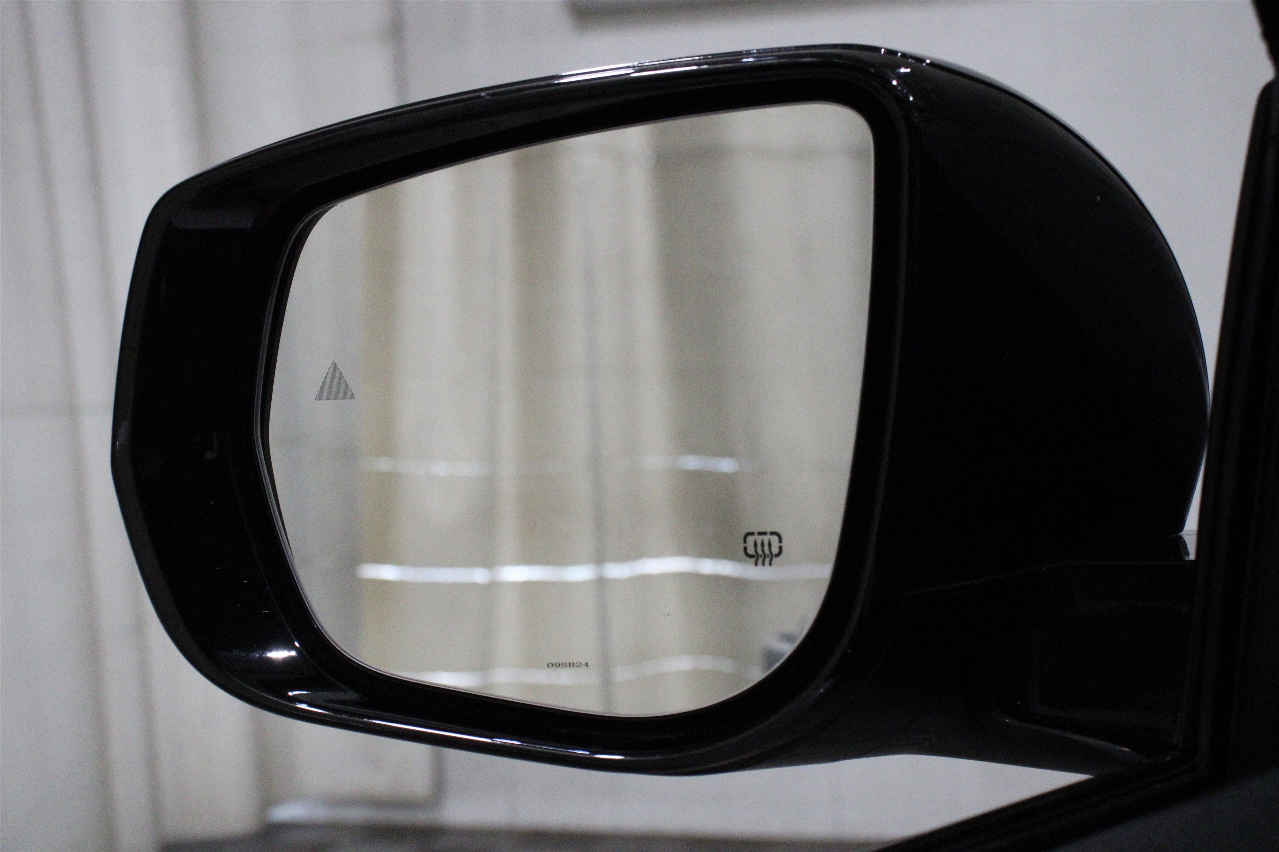 Used 2025 Silver Zynith Jeep Altitude image 12