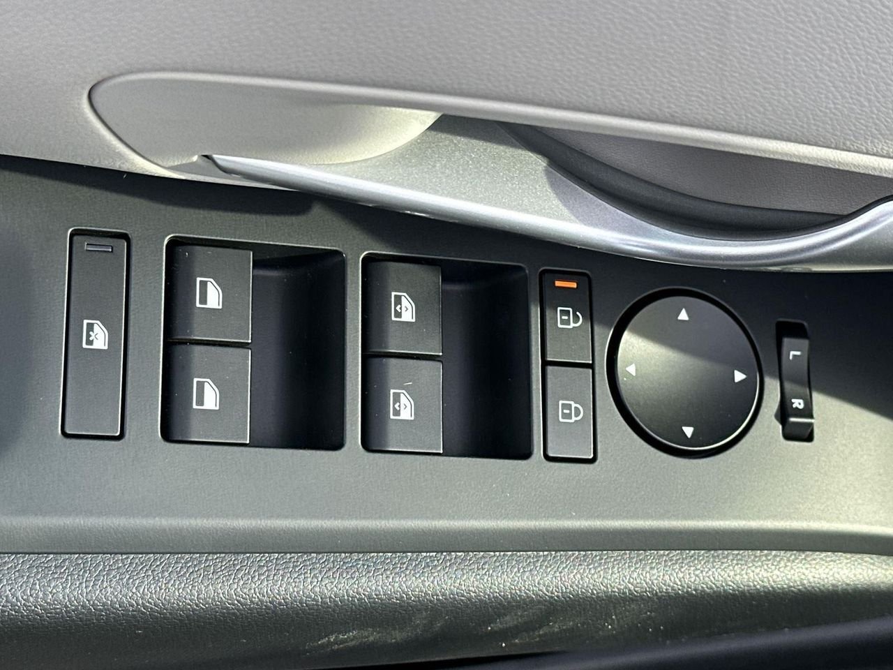 2025 Hyundai Tucson SEL Convenience - Photo 9