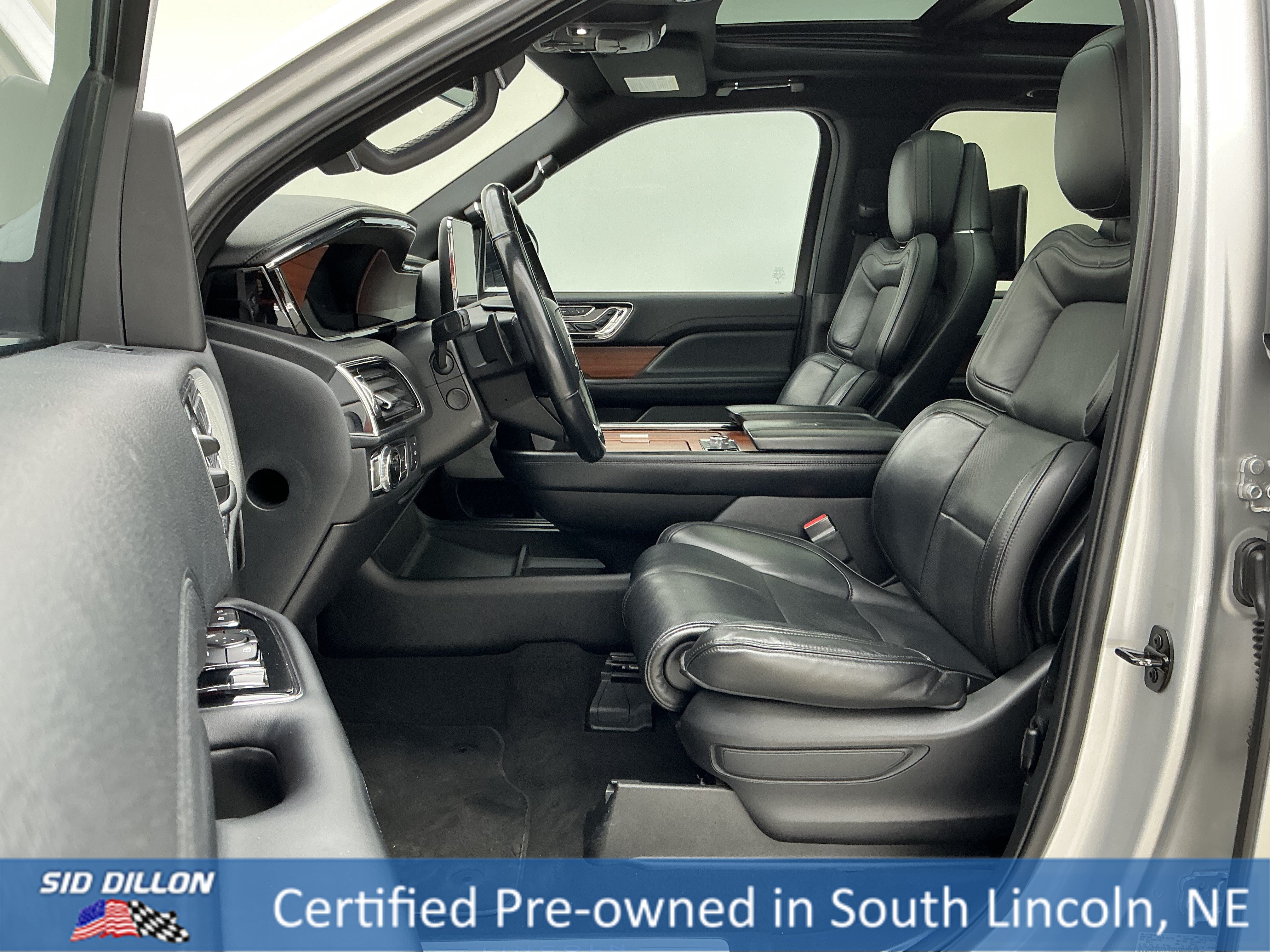 Certified Used 2018 Gray Lincoln Reserve image 17