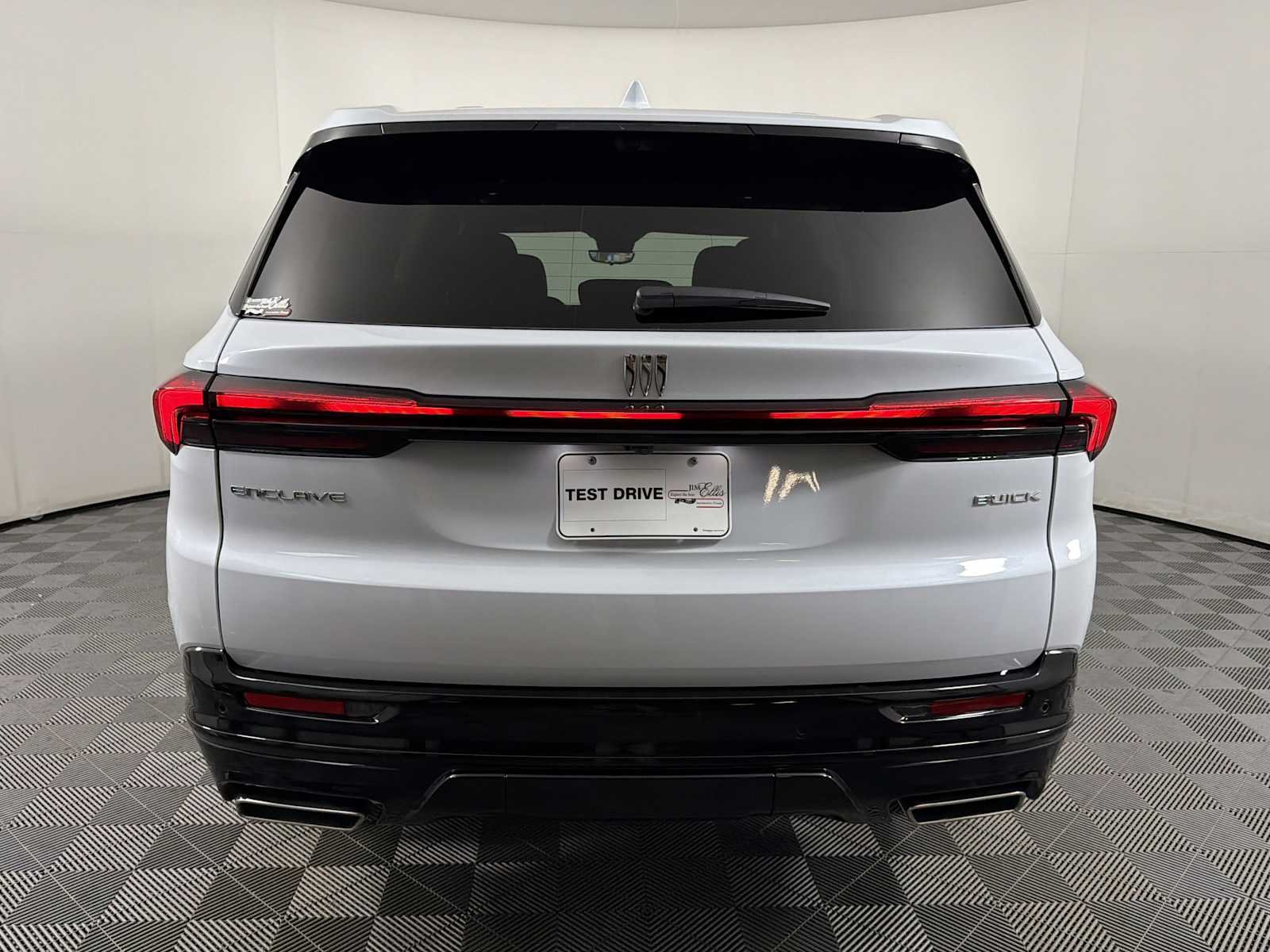 New 2026 Iridescent White Tricoat Buick Sport Touring image 5