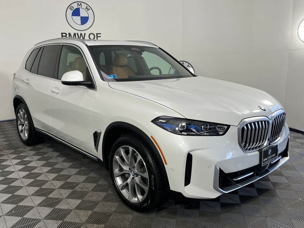 Used 2024 White BMW xDrive40i image 1