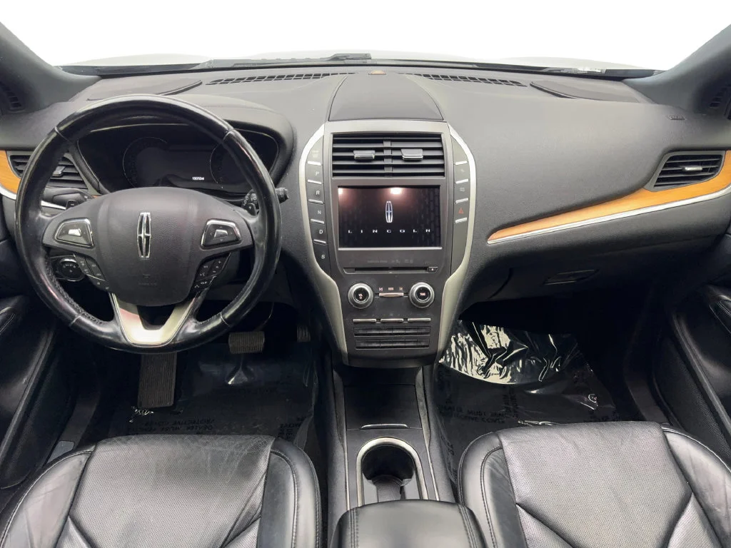 Used 2017 Black Lincoln Reserve image 54